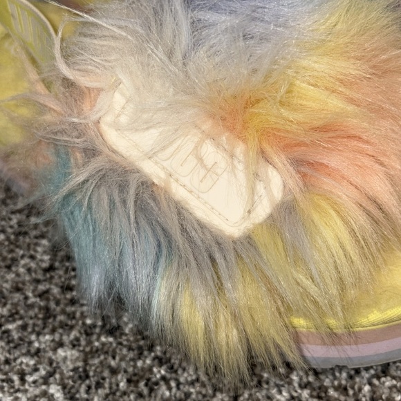 UGG Fluff Yeah Disco Slide Tie Dye Size 9 - Picture 2 of 6